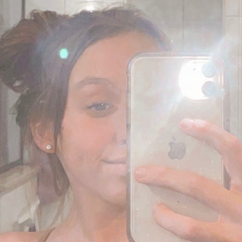 Meet your Posher, Bella